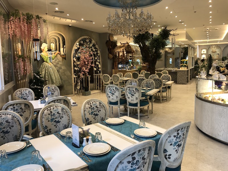 C Restaurant in 14 Sheikh Zayed Rd - Trade Centre - Trade Centre 1 - Dubai, Dubai